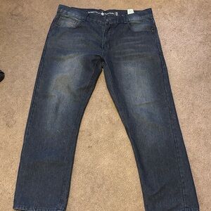 Size 36/30 Beverly Hills Polo Club Medium Blue Relaxed Jeans.